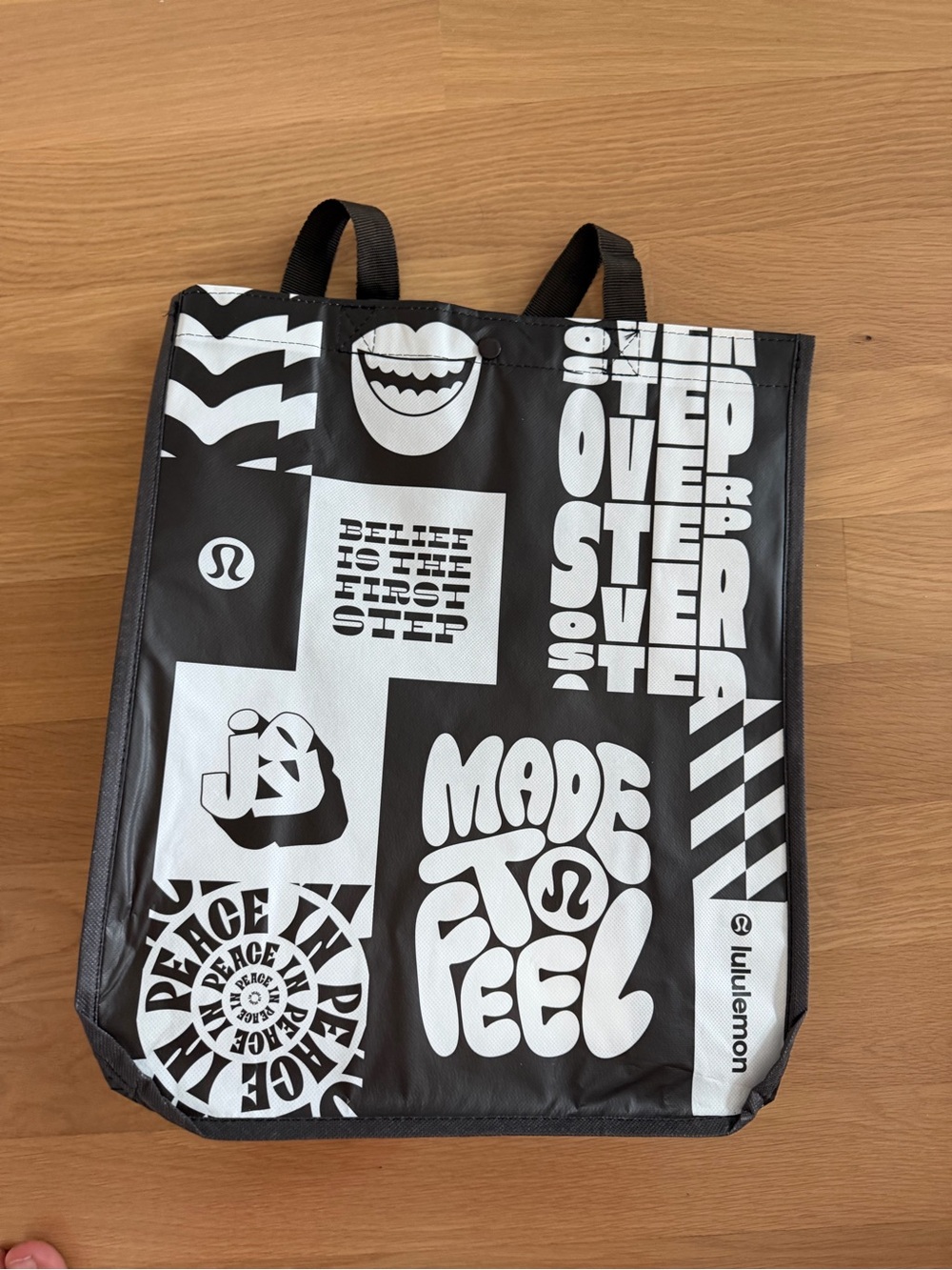 Lululemon RARE Espresso 'Made To Feel' Reusable Tote